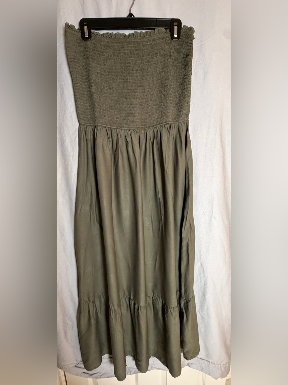 Women’s Olive Green Strapless Smocked Maxi Dress Tiered Boho Sundress